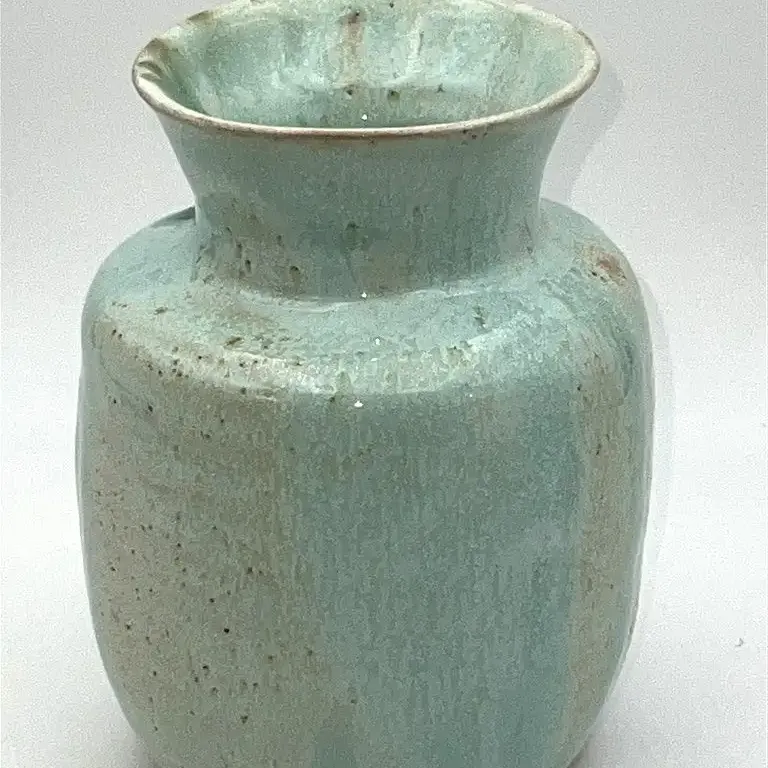 Vase droit collection Nereia par hirunda ceramic