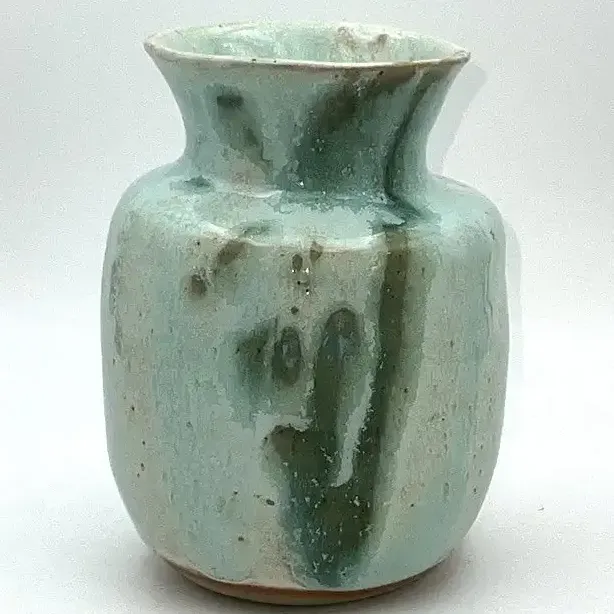 Vase droit collection Nereia par hirunda ceramic